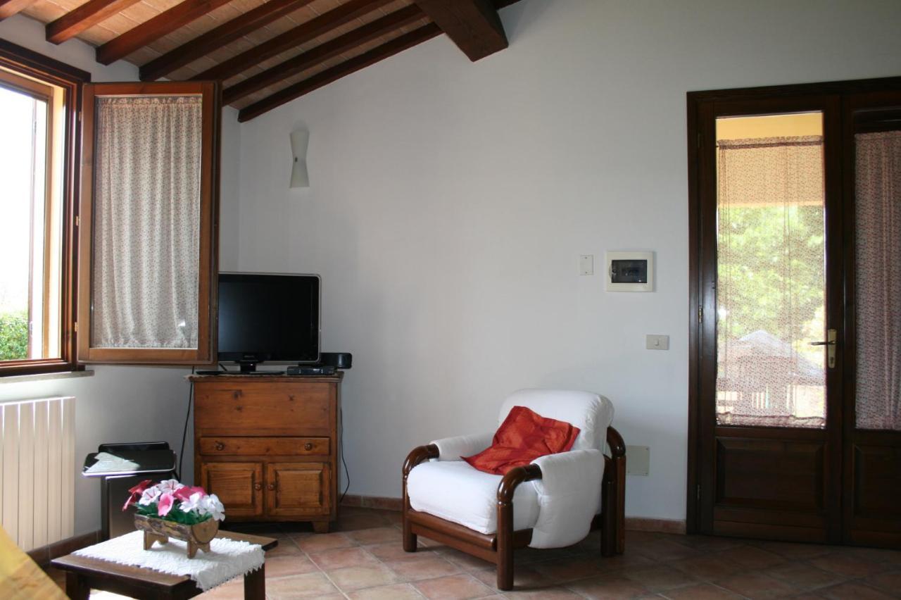 Graziosa Casetta Con Piscina Castagneto Carducci Exteriör bild